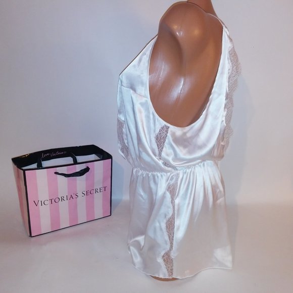 Victoria Secret Lingerie - Picture 4 of 5